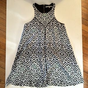 A-line mini dress with blk/wht geometric pattern by Rachel Roy